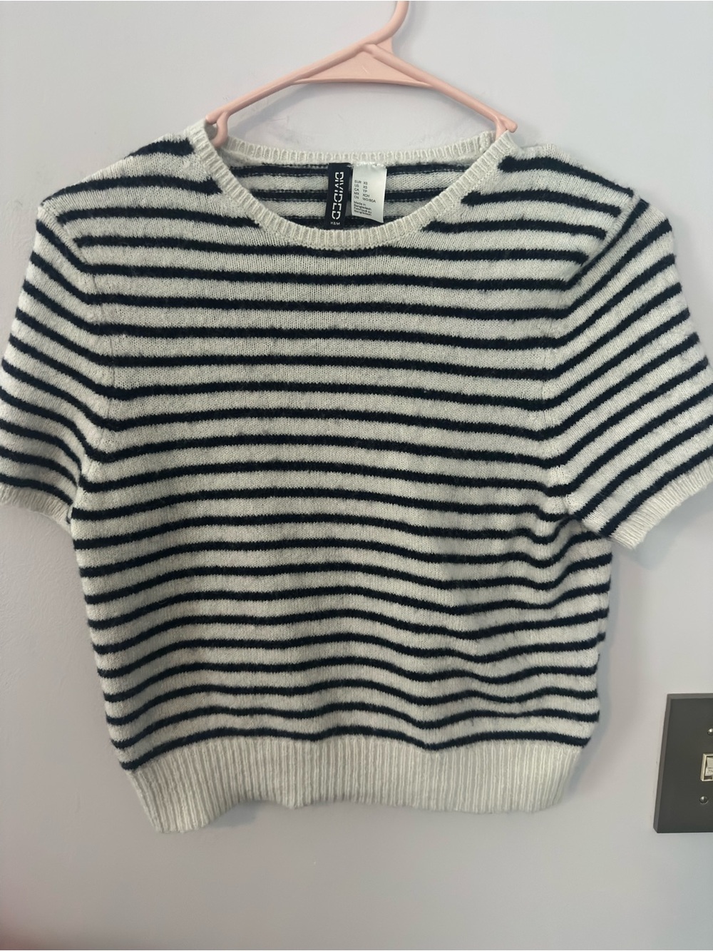 H&M Striped Cropped Short-Sleeve Sweater - White & Black